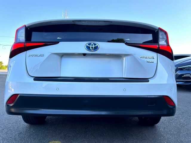 Белый Тойота Приус, объемом двигателя 1.8 л и пробегом 16 тыс. км за 12000 $, фото 4 на Automoto.ua