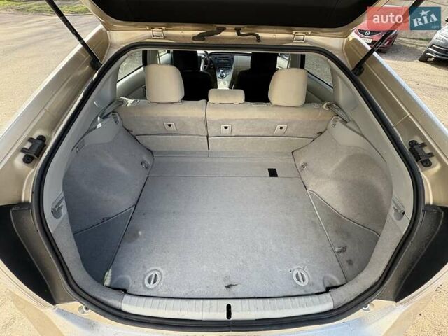 Бежевий Тойота Пріус, об'ємом двигуна 1.8 л та пробігом 336 тис. км за 9200 $, фото 7 на Automoto.ua