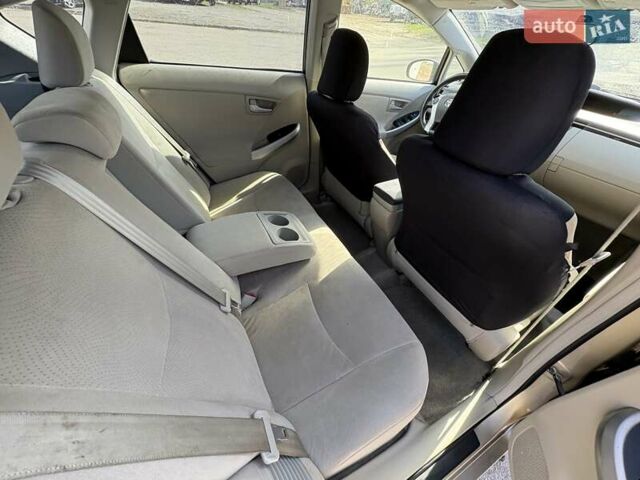 Бежевий Тойота Пріус, об'ємом двигуна 1.8 л та пробігом 336 тис. км за 9200 $, фото 10 на Automoto.ua