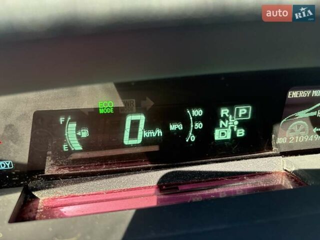 Бежевий Тойота Пріус, об'ємом двигуна 1.8 л та пробігом 336 тис. км за 9200 $, фото 18 на Automoto.ua