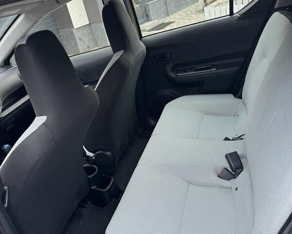 Бежевый Тойота Приус, объемом двигателя 1.5 л и пробегом 64 тыс. км за 14500 $, фото 8 на Automoto.ua