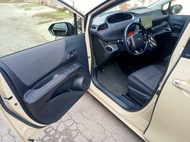 Бежевый Тойота Приус, объемом двигателя 1.5 л и пробегом 60 тыс. км за 16500 $, фото 14 на Automoto.ua