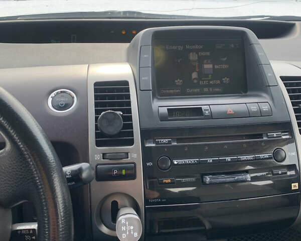 Черный Тойота Приус, объемом двигателя 1.5 л и пробегом 232 тыс. км за 7000 $, фото 14 на Automoto.ua