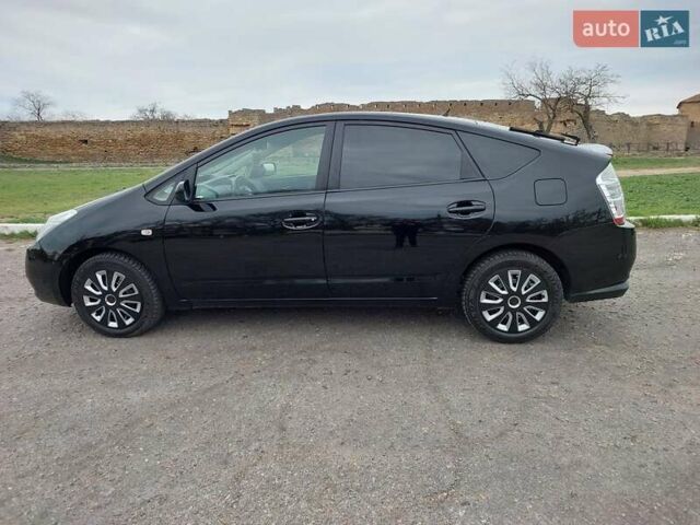 Черный Тойота Приус, объемом двигателя 1.5 л и пробегом 276 тыс. км за 8000 $, фото 3 на Automoto.ua