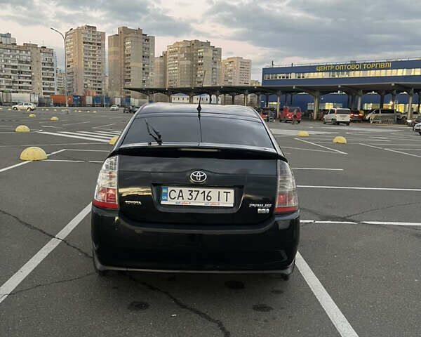 Черный Тойота Приус, объемом двигателя 1.5 л и пробегом 304 тыс. км за 5900 $, фото 3 на Automoto.ua