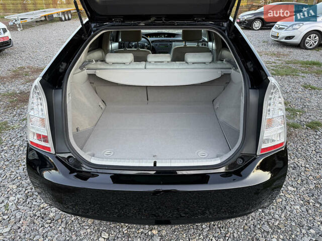 Черный Тойота Приус, объемом двигателя 1.8 л и пробегом 245 тыс. км за 11999 $, фото 19 на Automoto.ua