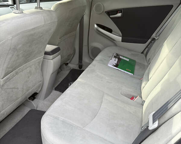 Черный Тойота Приус, объемом двигателя 1.8 л и пробегом 245 тыс. км за 11900 $, фото 13 на Automoto.ua