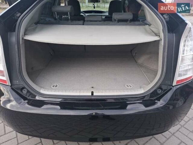 Чорний Тойота Пріус, об'ємом двигуна 1.8 л та пробігом 166 тис. км за 10800 $, фото 8 на Automoto.ua