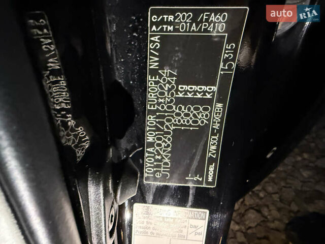 Черный Тойота Приус, объемом двигателя 1.8 л и пробегом 245 тыс. км за 11999 $, фото 25 на Automoto.ua