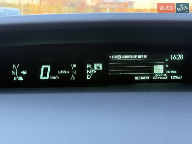 Черный Тойота Приус, объемом двигателя 1.8 л и пробегом 245 тыс. км за 11999 $, фото 15 на Automoto.ua