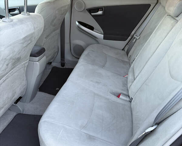 Черный Тойота Приус, объемом двигателя 1.8 л и пробегом 245 тыс. км за 11999 $, фото 18 на Automoto.ua