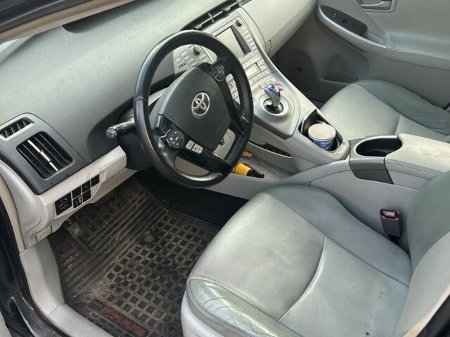 Черный Тойота Приус, объемом двигателя 1.8 л и пробегом 200 тыс. км за 7900 $, фото 7 на Automoto.ua