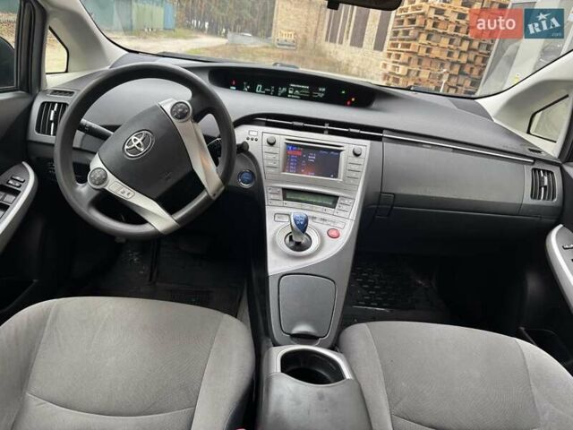 Черный Тойота Приус, объемом двигателя 1.8 л и пробегом 255 тыс. км за 9500 $, фото 12 на Automoto.ua