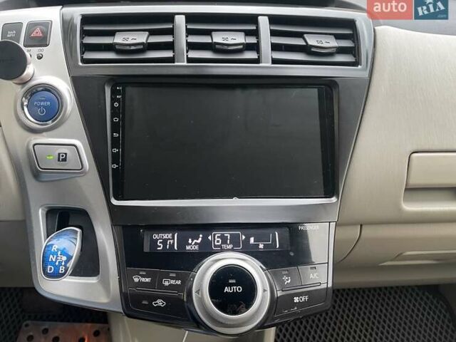 Черный Тойота Приус, объемом двигателя 1.8 л и пробегом 190 тыс. км за 13100 $, фото 11 на Automoto.ua