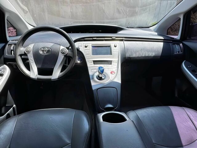 Черный Тойота Приус, объемом двигателя 1.8 л и пробегом 90 тыс. км за 3400 $, фото 9 на Automoto.ua