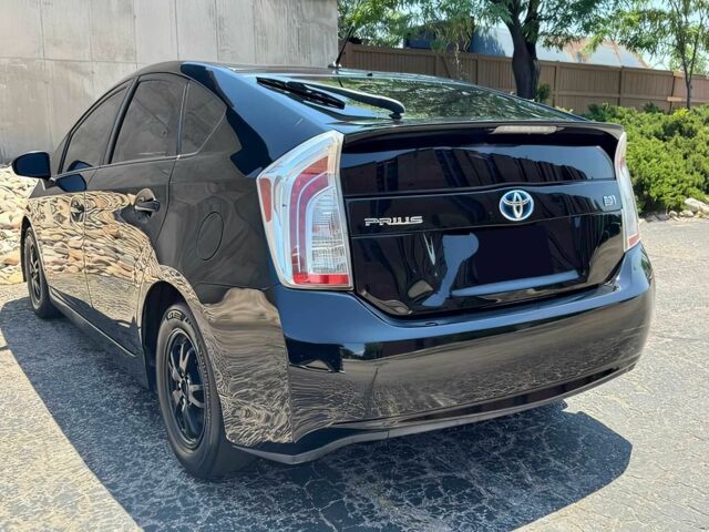 Черный Тойота Приус, объемом двигателя 1.8 л и пробегом 90 тыс. км за 3400 $, фото 6 на Automoto.ua