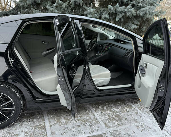 Черный Тойота Приус, объемом двигателя 1.8 л и пробегом 123 тыс. км за 12400 $, фото 70 на Automoto.ua