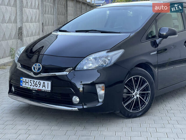 Черный Тойота Приус, объемом двигателя 1.8 л и пробегом 74 тыс. км за 13400 $, фото 2 на Automoto.ua
