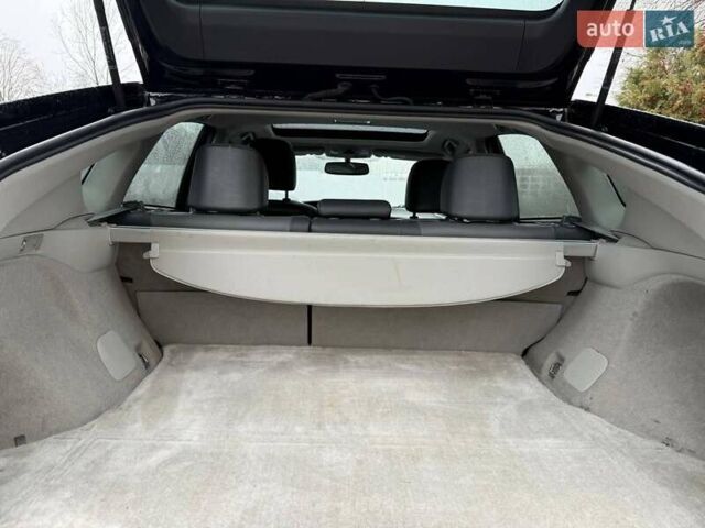 Черный Тойота Приус, объемом двигателя 1.8 л и пробегом 101 тыс. км за 10800 $, фото 6 на Automoto.ua