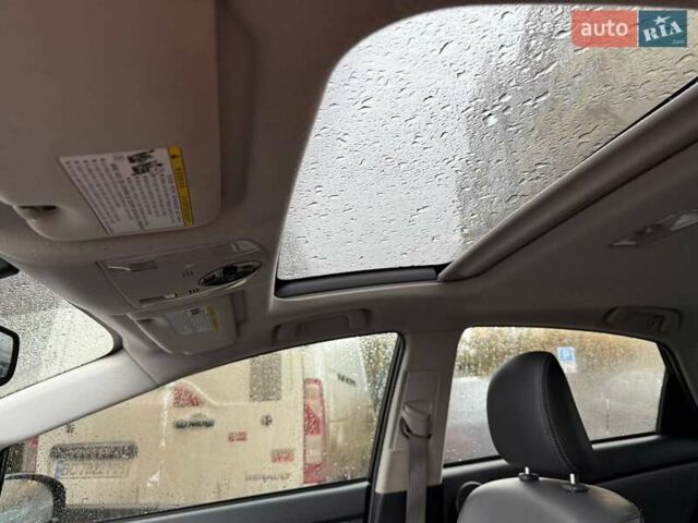 Черный Тойота Приус, объемом двигателя 1.8 л и пробегом 101 тыс. км за 10800 $, фото 12 на Automoto.ua