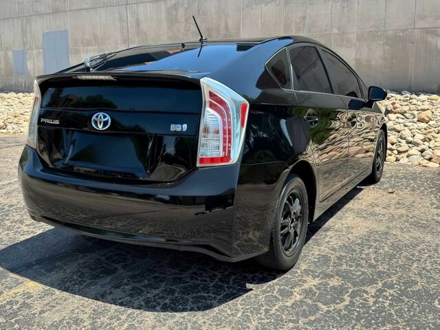 Чорний Тойота Пріус, об'ємом двигуна 0 л та пробігом 86 тис. км за 5500 $, фото 4 на Automoto.ua