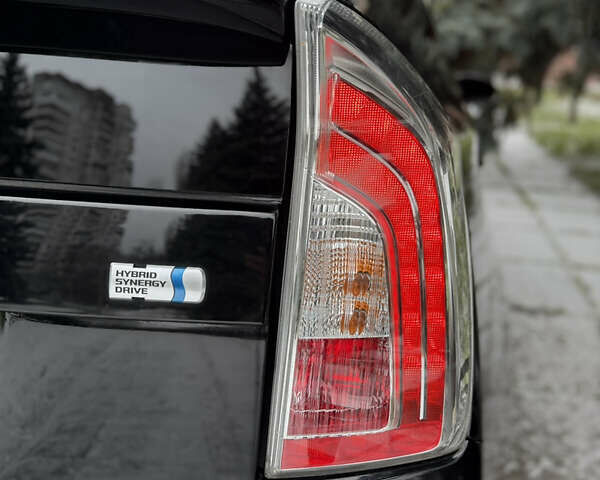 Черный Тойота Приус, объемом двигателя 1.8 л и пробегом 123 тыс. км за 12400 $, фото 18 на Automoto.ua