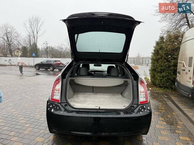 Черный Тойота Приус, объемом двигателя 1.8 л и пробегом 101 тыс. км за 10800 $, фото 5 на Automoto.ua