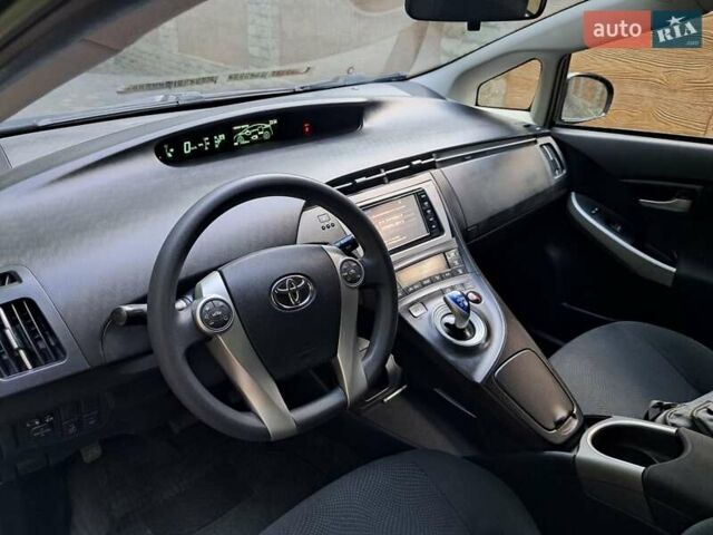 Черный Тойота Приус, объемом двигателя 1.8 л и пробегом 139 тыс. км за 12900 $, фото 21 на Automoto.ua