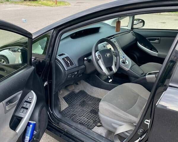 Черный Тойота Приус, объемом двигателя 1.8 л и пробегом 175 тыс. км за 12000 $, фото 8 на Automoto.ua