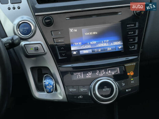 Чорний Тойота Пріус, об'ємом двигуна 1.8 л та пробігом 194 тис. км за 15999 $, фото 13 на Automoto.ua