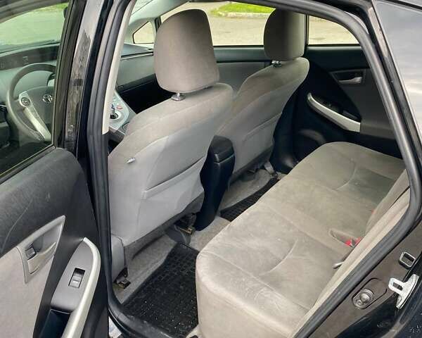 Черный Тойота Приус, объемом двигателя 1.8 л и пробегом 175 тыс. км за 12000 $, фото 9 на Automoto.ua