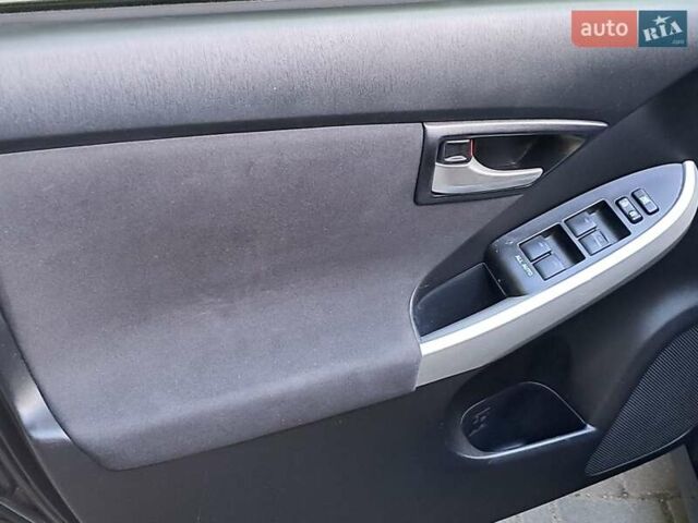 Черный Тойота Приус, объемом двигателя 1.8 л и пробегом 139 тыс. км за 12900 $, фото 23 на Automoto.ua