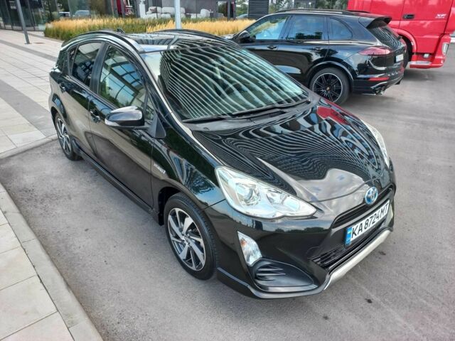 Тойота Пріус 2015 у Києві на Automoto.ua Чорний Тойота Пріус, об'ємом двигуна 1.5 л та пробігом 88 тис. км за 12900 $, фото 2 на Automoto.ua