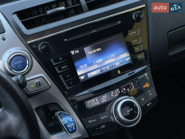 Чорний Тойота Пріус, об'ємом двигуна 1.8 л та пробігом 194 тис. км за 15999 $, фото 24 на Automoto.ua