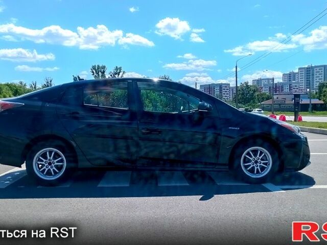 Черный Тойота Приус, объемом двигателя 1.8 л и пробегом 262 тыс. км за 14000 $, фото 3 на Automoto.ua