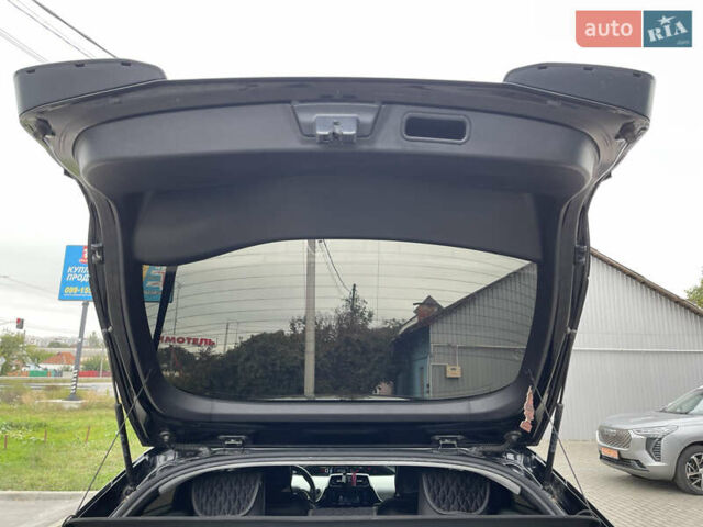 Черный Тойота Приус, объемом двигателя 1.8 л и пробегом 218 тыс. км за 15500 $, фото 44 на Automoto.ua