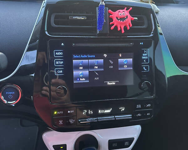 Черный Тойота Приус, объемом двигателя 1.8 л и пробегом 119 тыс. км за 15750 $, фото 28 на Automoto.ua