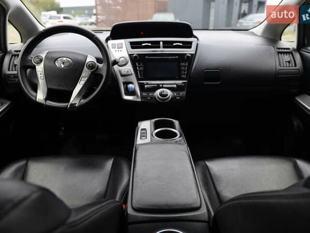 Черный Тойота Приус, объемом двигателя 1.8 л и пробегом 225 тыс. км за 15800 $, фото 20 на Automoto.ua