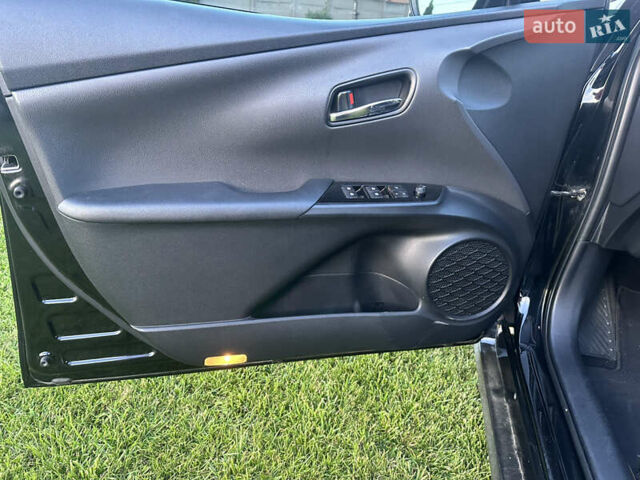 Черный Тойота Приус, объемом двигателя 1.8 л и пробегом 119 тыс. км за 15750 $, фото 22 на Automoto.ua