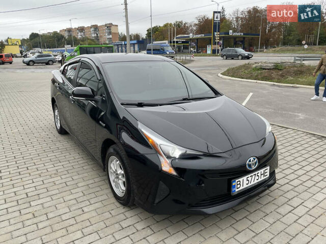 Черный Тойота Приус, объемом двигателя 1.8 л и пробегом 218 тыс. км за 15500 $, фото 5 на Automoto.ua
