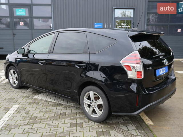 Черный Тойота Приус, объемом двигателя 1.8 л и пробегом 225 тыс. км за 15800 $, фото 5 на Automoto.ua