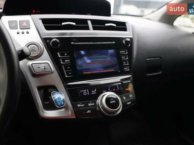 Черный Тойота Приус, объемом двигателя 1.8 л и пробегом 225 тыс. км за 15800 $, фото 15 на Automoto.ua