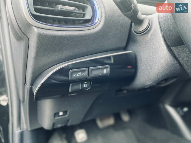 Черный Тойота Приус, объемом двигателя 1.8 л и пробегом 172 тыс. км за 18400 $, фото 14 на Automoto.ua