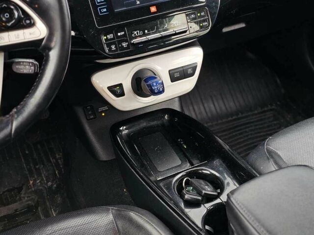 Черный Тойота Приус, объемом двигателя 0 л и пробегом 101 тыс. км за 12200 $, фото 11 на Automoto.ua