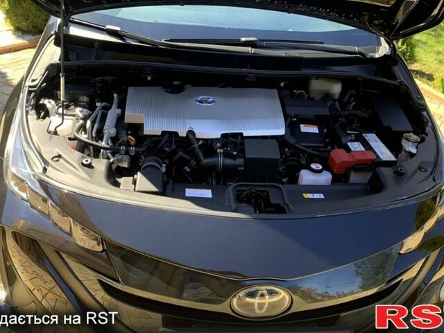 Черный Тойота Приус, объемом двигателя 1.8 л и пробегом 33 тыс. км за 22000 $, фото 6 на Automoto.ua