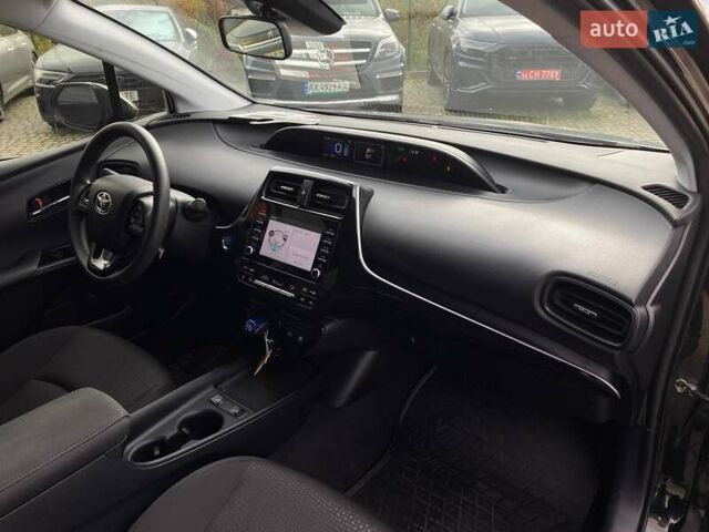 Черный Тойота Приус, объемом двигателя 1.8 л и пробегом 135 тыс. км за 18300 $, фото 8 на Automoto.ua