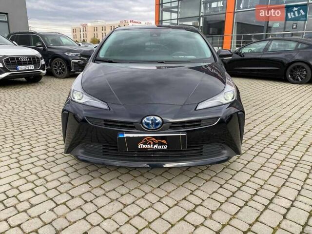 Черный Тойота Приус, объемом двигателя 1.8 л и пробегом 135 тыс. км за 18300 $, фото 1 на Automoto.ua