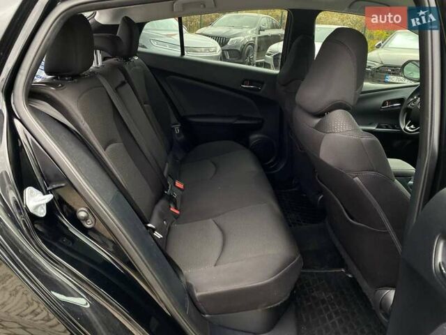 Черный Тойота Приус, объемом двигателя 1.8 л и пробегом 135 тыс. км за 18300 $, фото 24 на Automoto.ua