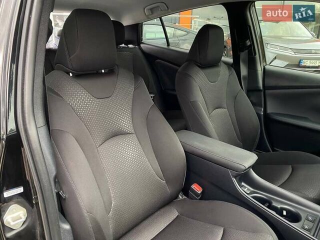 Черный Тойота Приус, объемом двигателя 1.8 л и пробегом 135 тыс. км за 18300 $, фото 27 на Automoto.ua