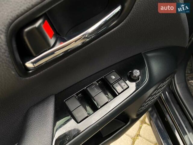 Черный Тойота Приус, объемом двигателя 1.8 л и пробегом 135 тыс. км за 18300 $, фото 11 на Automoto.ua